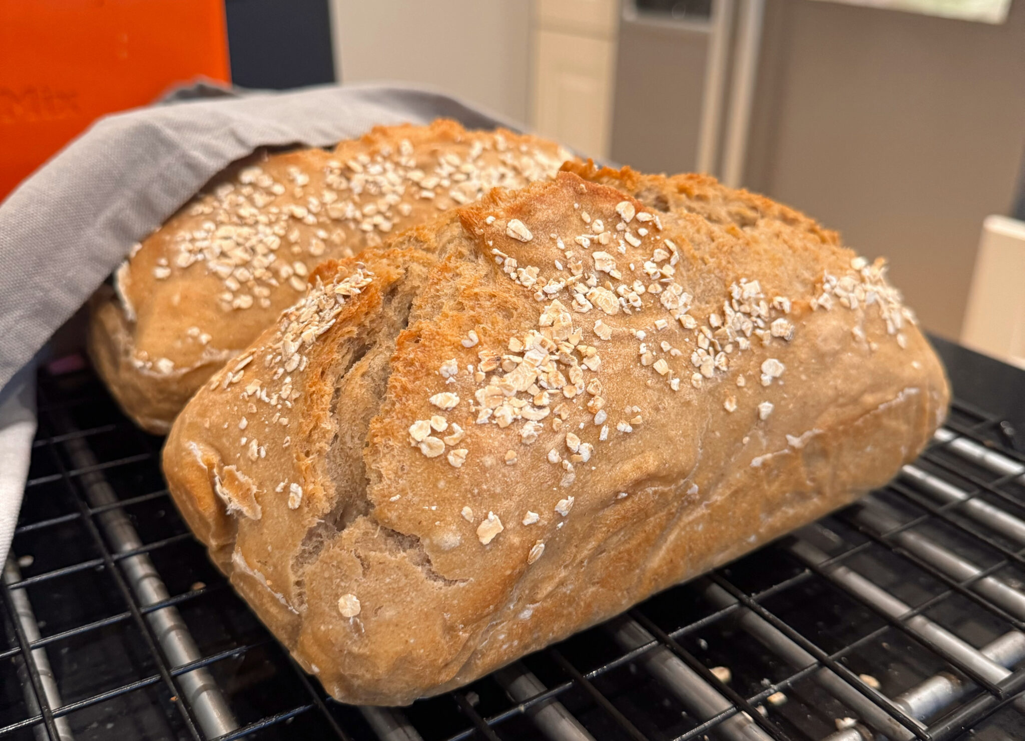 Verdens enkleste eltefrie brød – enkel oppskrift som lager seg selv ...